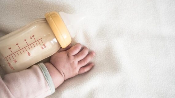 Perbedaan antara Exclusive Pumping dan Direct Breastfeeding